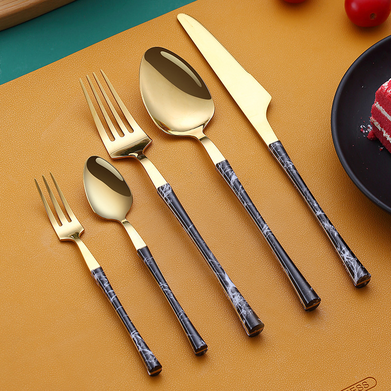 LuxoSlice Complete Luxury Black Cutlery Flatware Set with Rust-Resistant  Stainless Steel and Beautiful Matte Finish - Vysta Home